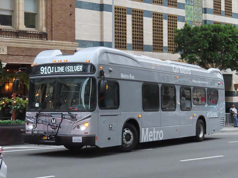 California’s Push Against Federal Headwinds to Reach 100% Zero-Emission Transit Goals